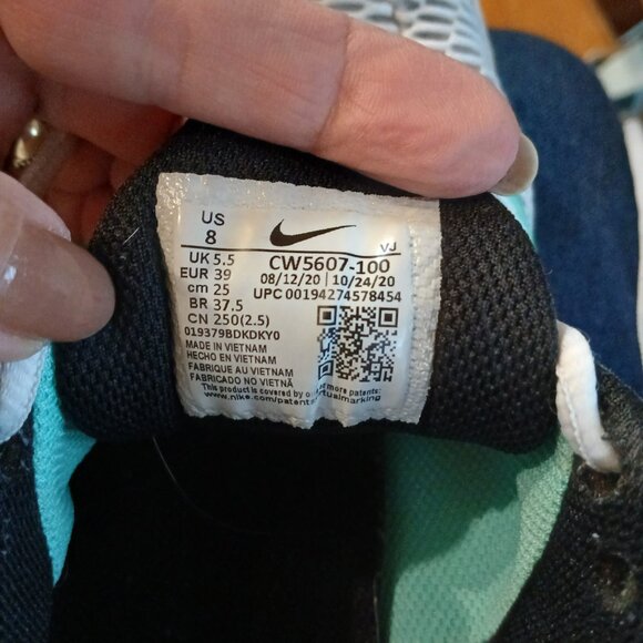 Nike Air Max Torch 4 Women's Running Shoes Size 8 - Picture 3 of 5